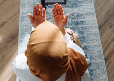 Ridha Suami, Kunci Surga bagi Wanita Shalihah