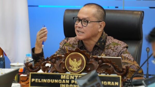 Menteri P2MI Mukhtarudin memberikan apresiasi capaian satu tahun pemerintahan Prabowo