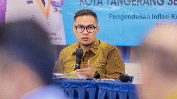 Wakil Wali Kota Tangsel Pilar Saga Ichsan pimpin rapat pengendalian inflasi
