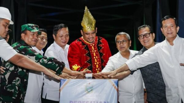 Gubernur Sumut Bobby Nasution meresmikan Jembatan Noyo penghubung Nias Barat dan Nias